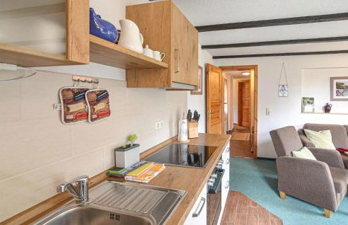 2 Bedroom Nice Home In Mariendorf - Foto 6