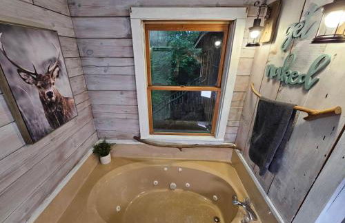 Multiple cabins at Cabin Fever - Foto 45