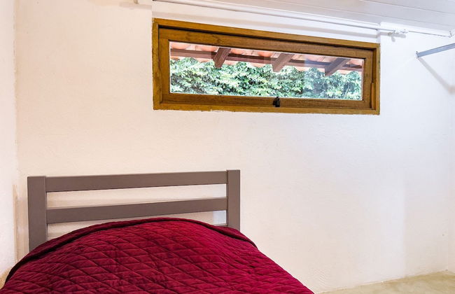 Casa com Piscina Privativa e Natureza – Granja Viana, São Paulo - Foto 10