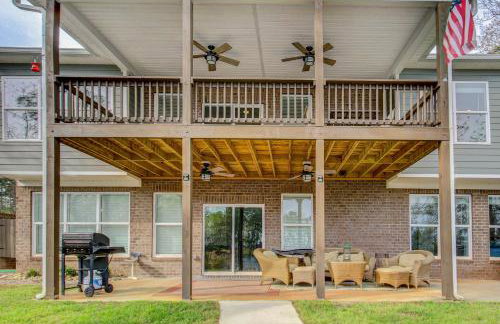 Lakefront Leesville Retreat with Private Dock! - Foto 35