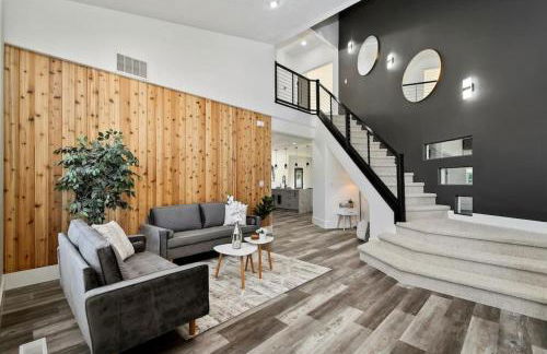 Private Oasis On 2 Acres with Indoor Pool and Theater - Foto 17