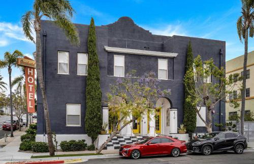 The Neon Elm Hotel - Foto 45