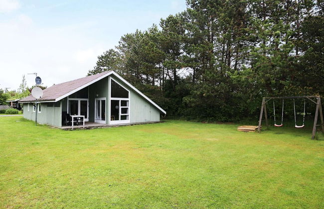 Comfortable Holiday Home in Dannemare with Hot Tub - Photo 28