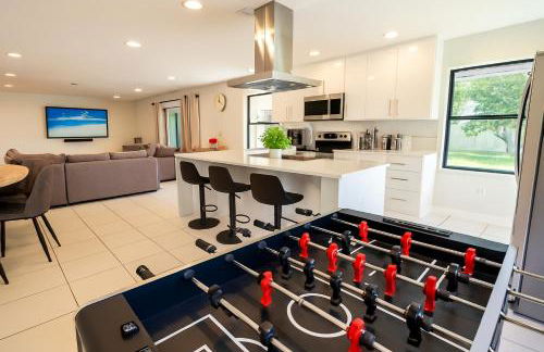 Lux House Heated Spa & Free Boat Tour! - Foto 6