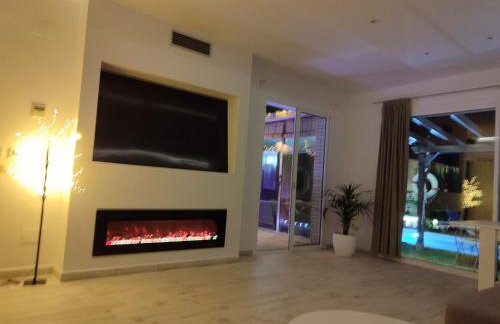 Villa lujosa con spa, piscina y sala de juegos PRIVADOS - Foto 28
