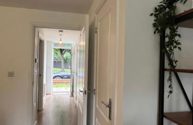 Cozy 3 Bed - Prime Location - Foto 3