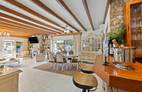 Villa CasaCara Marbella beachside Costabella -Spain - Photo 36