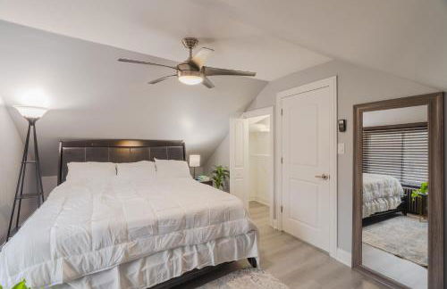 Relaxing Retreat in the Heart of Lombard With Laundry - Foto 29