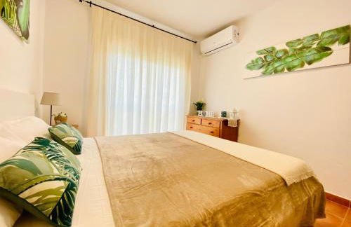 Golden Reddis - Photo 6