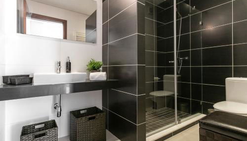 Caminho da Praia - Foto 5, Shower