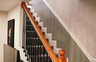 Charm City Luxury 4 Bedroom Brick Home - Foto 44