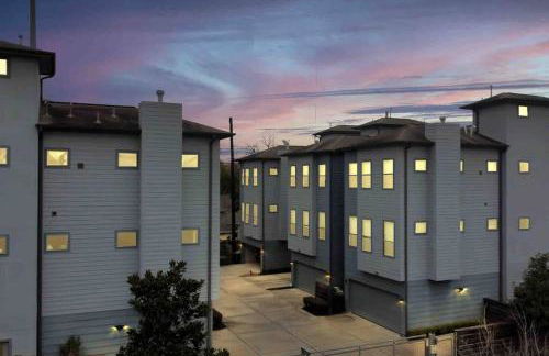 Rooftop Terrace Home with Garage Parking 10 minutes from NRG Stadium and Medical CTR - Foto 35