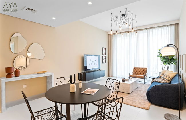 Aya - Elegant 1BR Apartment With Balcony and Creek Views - Photo 12