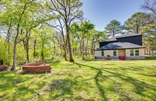 Fire Pit and Grill Lakeside Gun Barrel City Home! - Foto 26