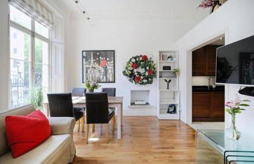 Hobart Home, spacious 2-bed flat in Pimlico - Photo 5
