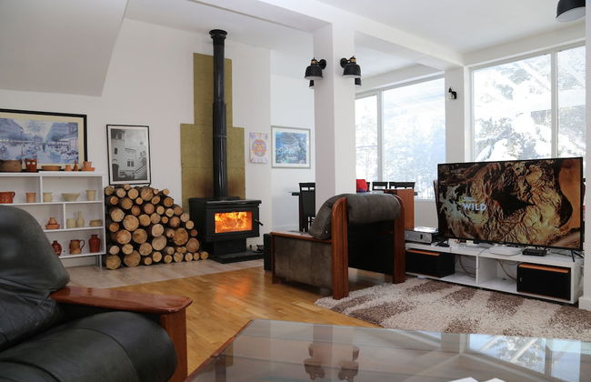 Vila Ambasador Bratin Dol - Foto 1