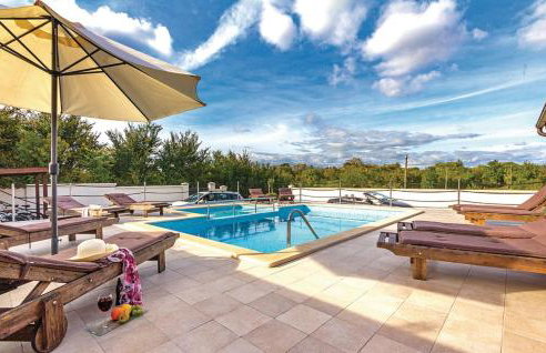 Casa Filipana for 8 people near Pula with private pool, sport activities & kids playground - Foto 2