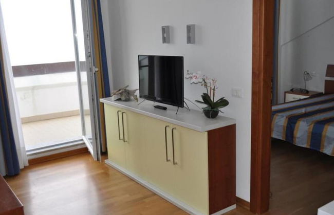 Frontline B - 5A - M2 - Near To The Sea - Photo 19