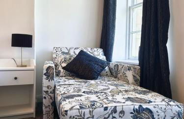 Beautiful Grade 2 Home in centre of Newcastle-St James Park FREE CITY PARKING - Foto 31