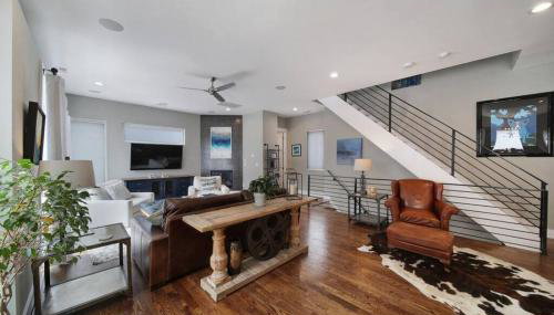 City Views RoofTop Hot Tub & Short Walk to Stadium - Foto 5