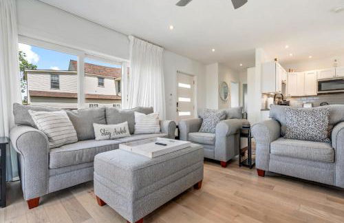 Latitude Adjustment Walk to Beach & Dining! - Foto 32