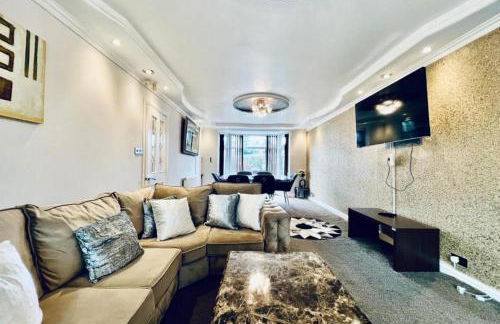 13 Guests - Free Parking - Manchester House - Foto 33