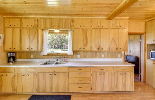 Hackensack Waterfront Retreat on Tenmile Lake - Foto 7