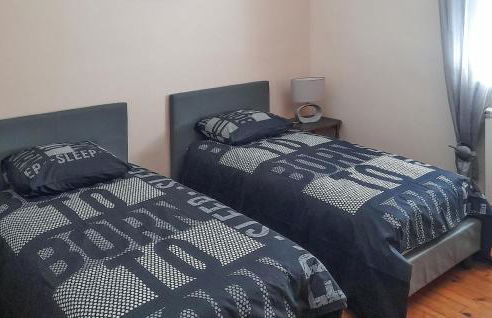 Gorgeous Home In Eyguians With Wifi - Photo 15