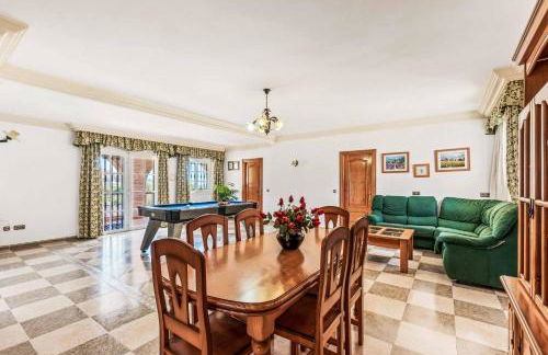 Villa Maria Isabel - Photo 26