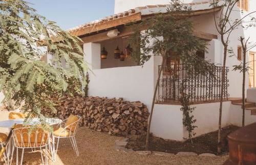 Cortijo Banana, villa rural para grupos grandes y piscina privada entre olivos - Foto 46