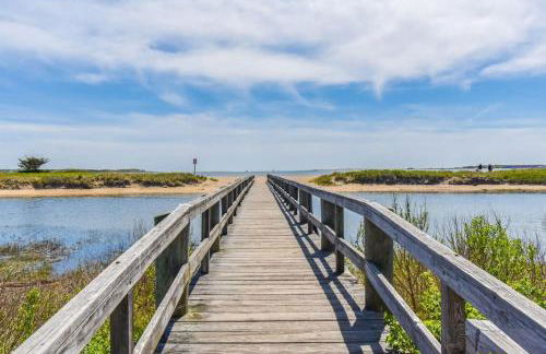 Stylish Home Dog Friendly Close to Beach - Foto 6