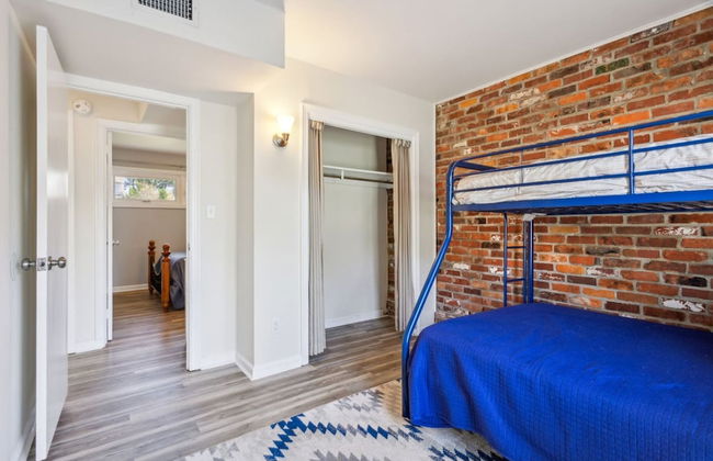 Beach Break Getaway in Virginia Beach - Photo 15