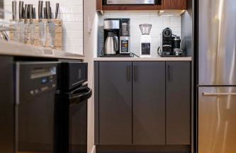 30-Day Minimum Boulder Bright & Modern Private 1BR 2BA ADU - Photo 5