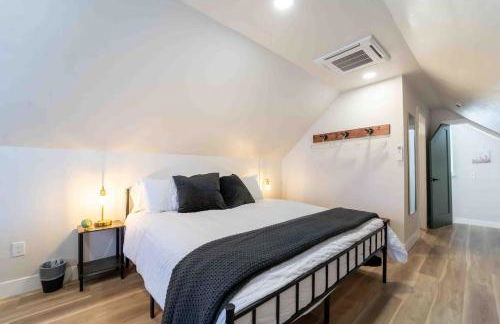 Morrison Getaway - 2BR House BBQ Free Parking - Foto 22