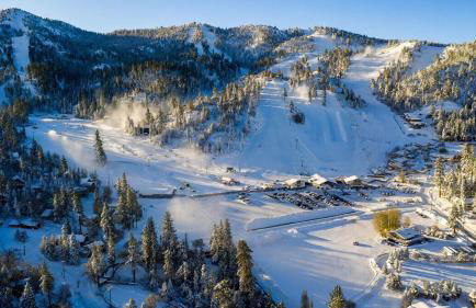 Holmes Away from Home by Big Bear Vacations - Foto 11