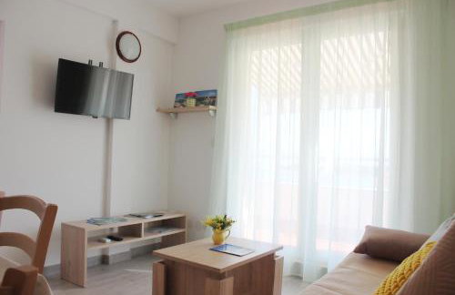 Central Gem: Sea-View + Parking - Foto 10