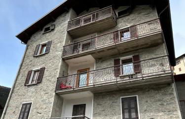Casa Amabile - mansarda in legno con balcone a 10km da Bormio e 25km da Livigno - Foto 9