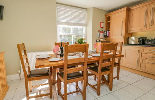 Crow's Nest - Photo 12