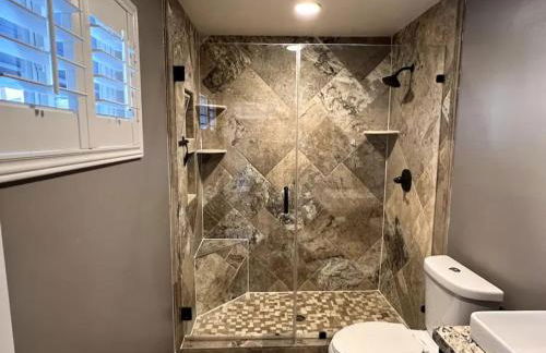 Lux Private Home - Pool, Billiards, 8 Smart TVs, Board Games, Cotton Bedding - The Stone Sanctuary at McCullough Hills Trailhead - Foto 50