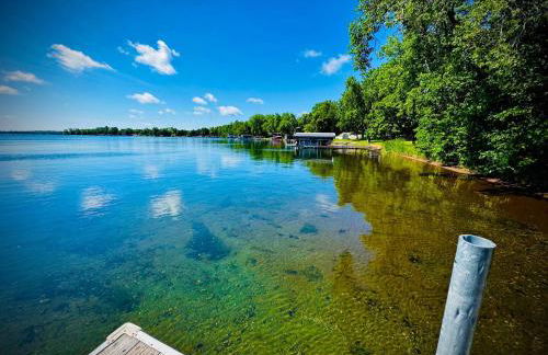 New Custom Big McDonald Lake Cabin With Pickle Ball - Foto 13