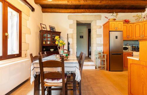 Villa Aloni-traditional Stone Villa With Nice View,pool and Garden - Foto 133