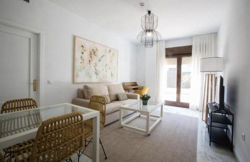 Alijar Lux Bormujos con piscina y parking gratis - Foto 4