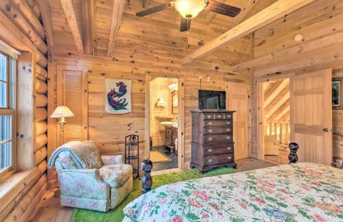 Family Friendly! Linville Cabin with Wraparound Deck - Foto 11