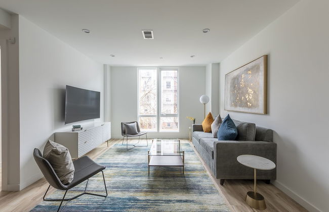 Stylish 3BR Retreat w Private Deck Near NYC - Foto 10