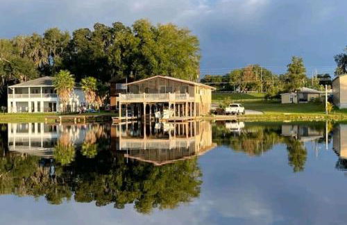 Lake House Retreat - Photo 9