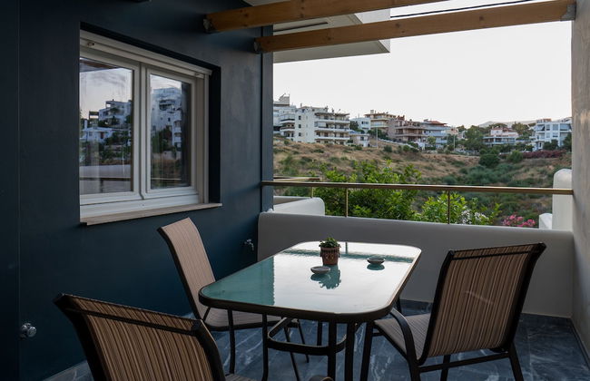 CHROMA Lodge Rafina - Foto 41