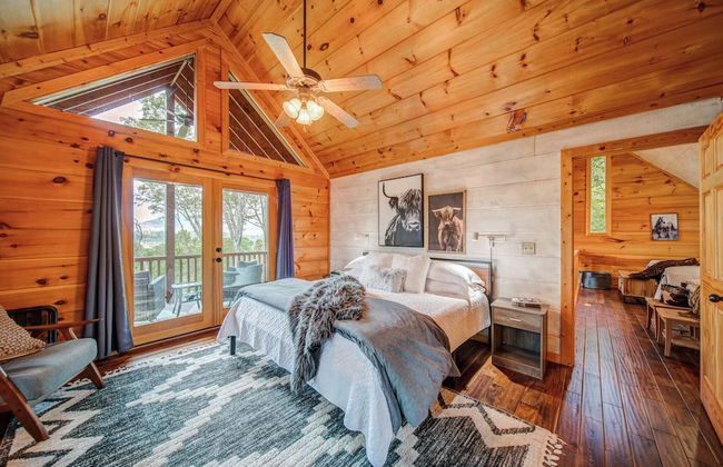 Gorgeous & Secluded 3 BDR Cabin in Mineral Bluff! - Foto 10