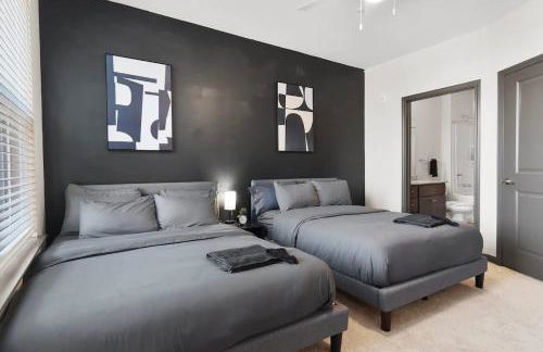 3BR King Bed Balcony North Raleigh - Foto 17