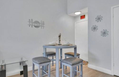 Cozy Golf Condo with 3 Pools, Gym and Just 15 Minutes to Airport - Foto 21