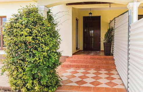 2 Bedroom Awesome Home In Zeliski - Foto 12